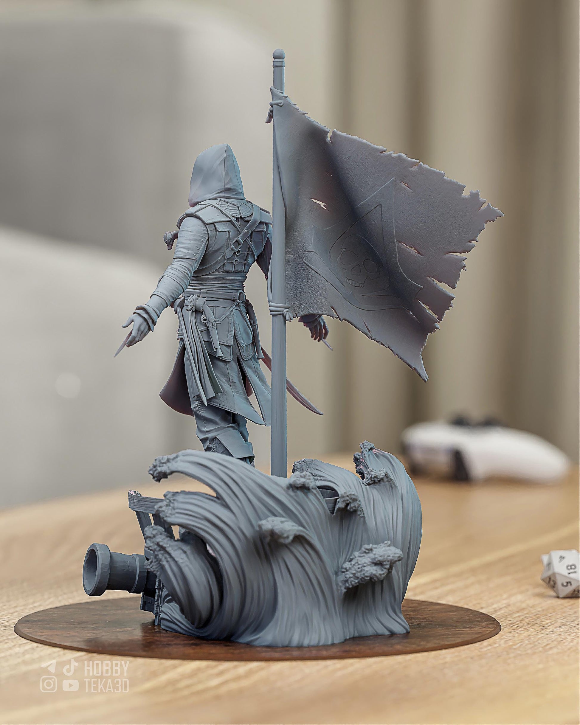 Hooded Pirate Rogue Resin Statue and DIY Kit – Painted or Unpainted – 1/8 and 1/6 Scale – by Bulkamancer – Clear Blue Waves – photo 2