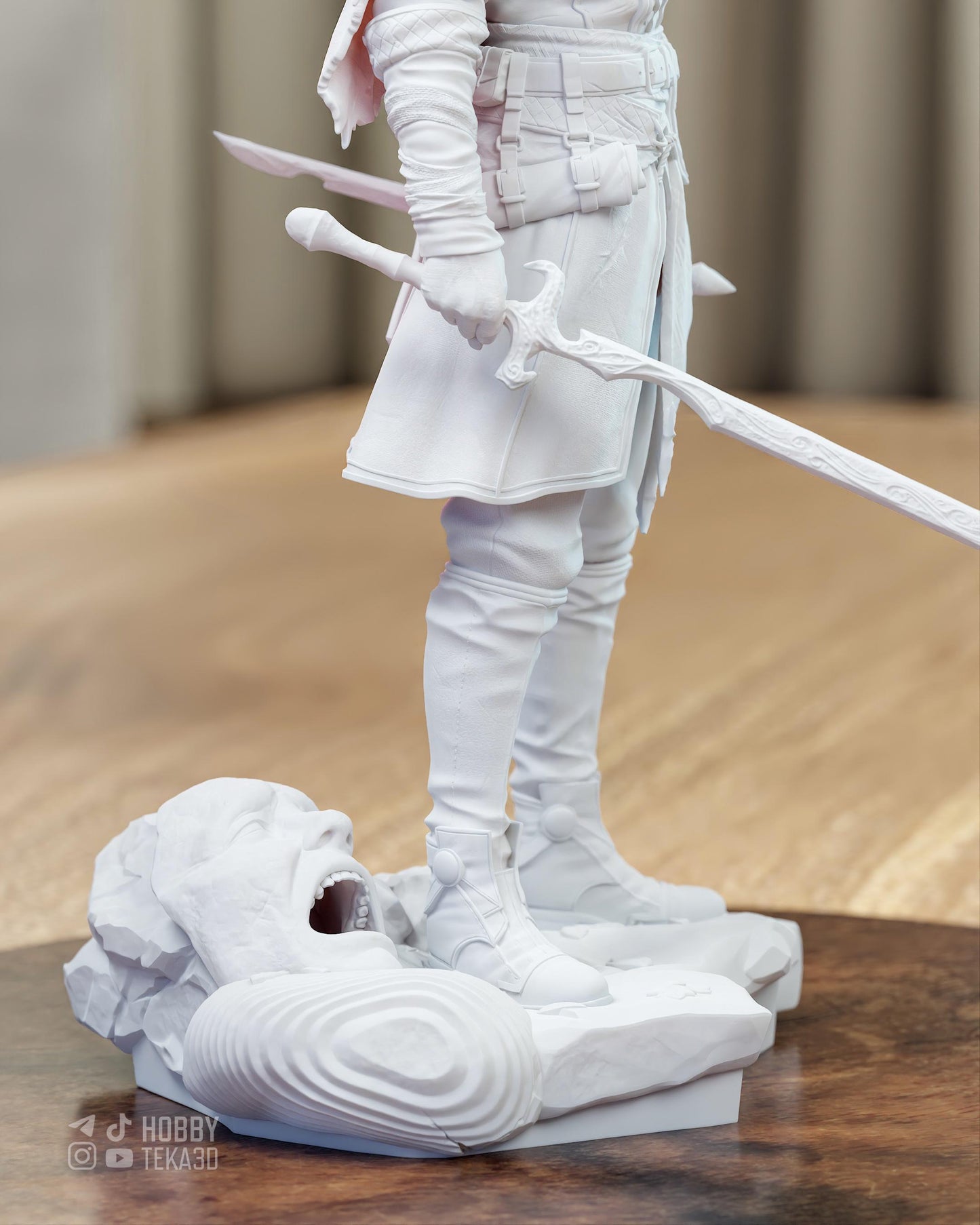 Dark Rogue Swordsman Resin Statue and DIY Kit - Painted or Unpainted - 1/8 and 1/6 Scale - by Bulkamancer - Mask Base – photo 4
